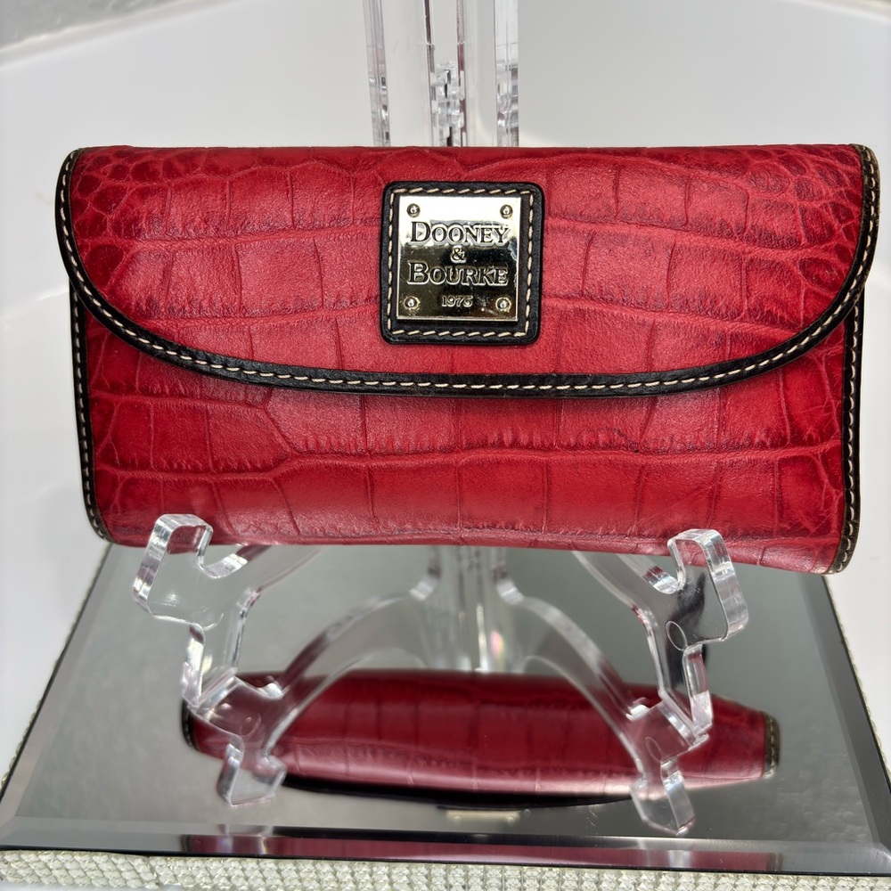 Dooney & Bourke Landon Continental Clutch